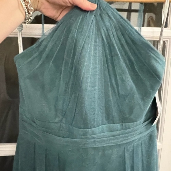 Monique Lhuillier Bridesmaids Tulle Halter Style Gown - size 12 - NWT - Picture 2 of 8